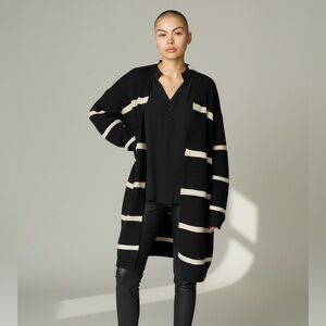 Cozy and Warm Open Black and Cream Striped Cardigan with Pockets Size Large